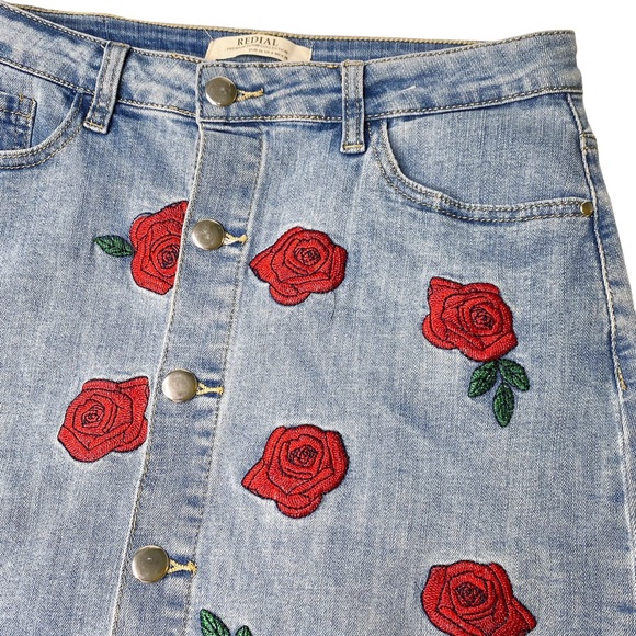 Redial Premium Denim Collection Button Down Skirt Red Roses Small - Picture 5 of 9